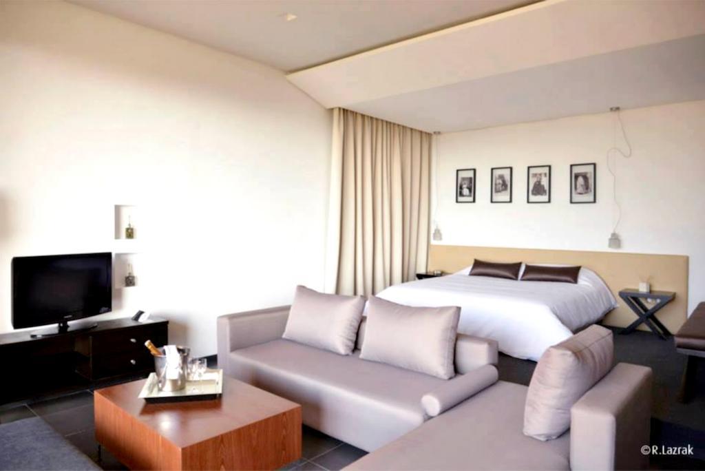 Hotel Des Arts Resort & Spa Tamarist Buitenkant foto