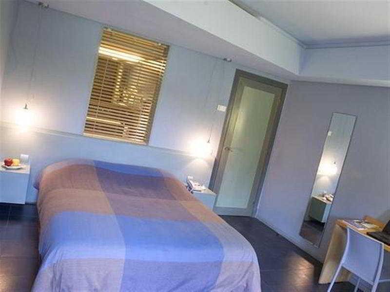 Hotel Des Arts Resort & Spa Tamarist Kamer foto